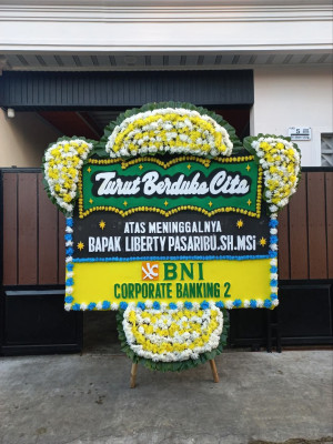 Papan Bunga Duka di Sumber Mulyorejo