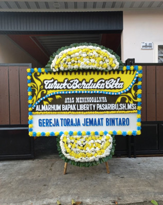 Papan Bunga Duka di Sumber Mulyorejo